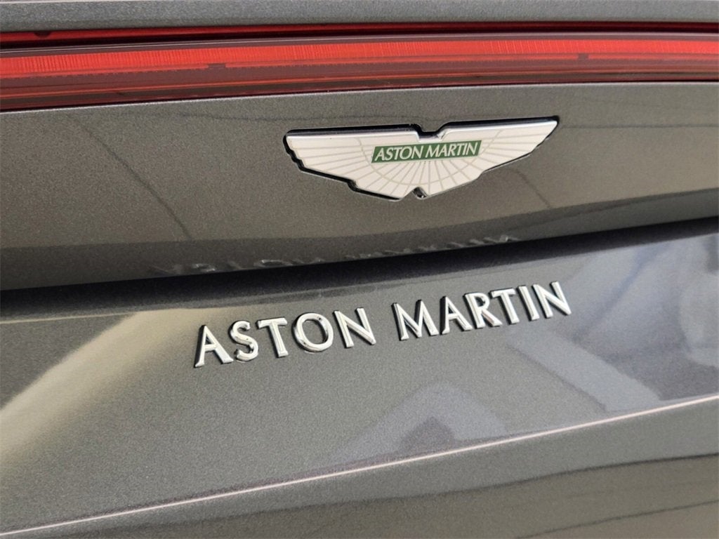 2020 Aston Martin Vantage Base