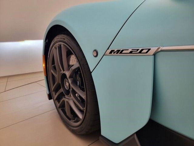 2023 Maserati MC20 